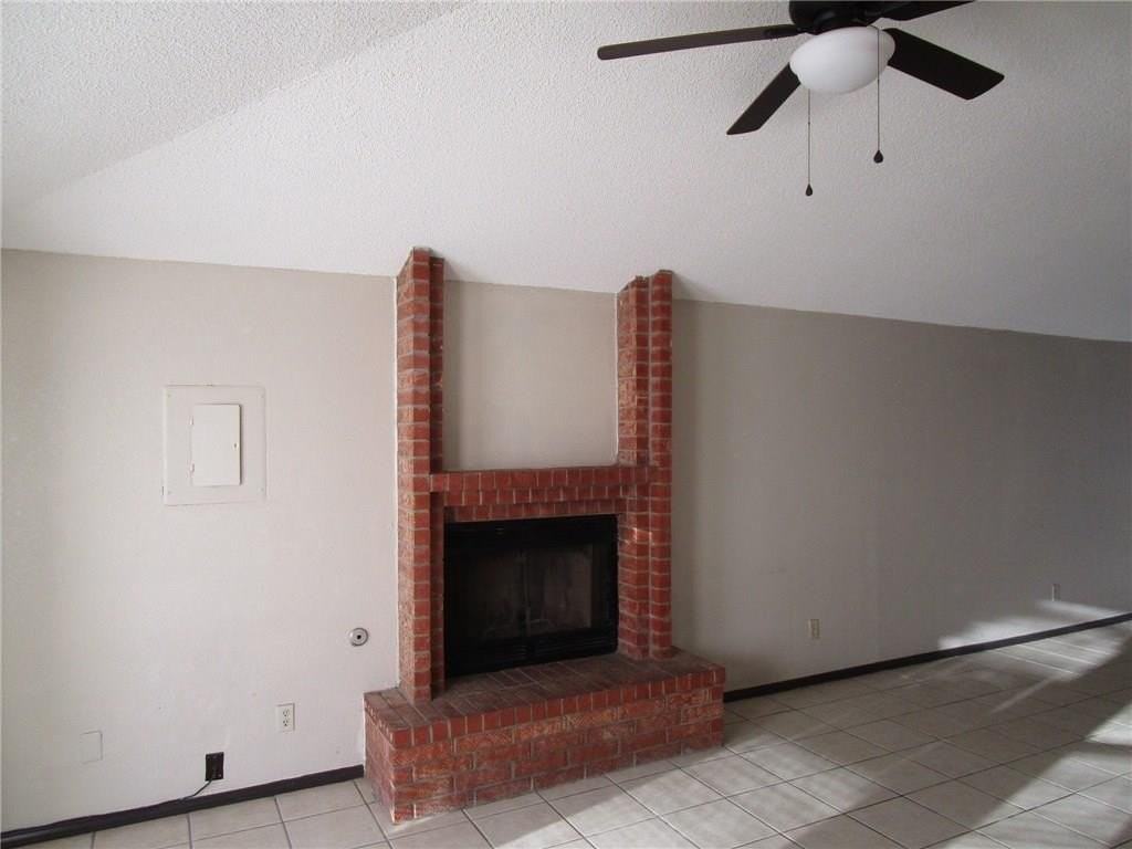 1510 Greg Powers Dr #B - Photo 5 of 14