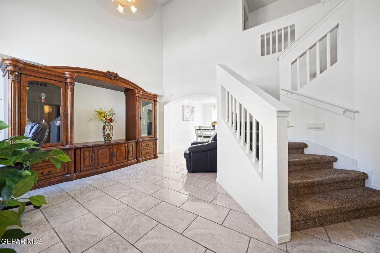 14148 Patriot Point Dr - Photo 2 of 24