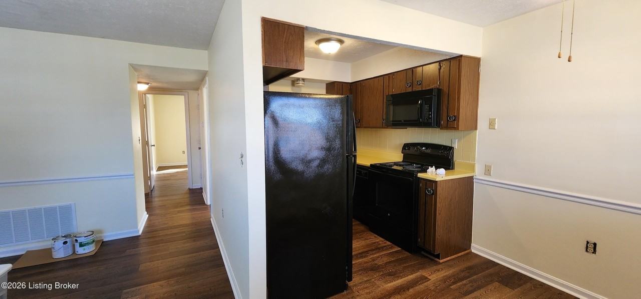 3212 Springfield Dr #3 - Photo 3 of 17