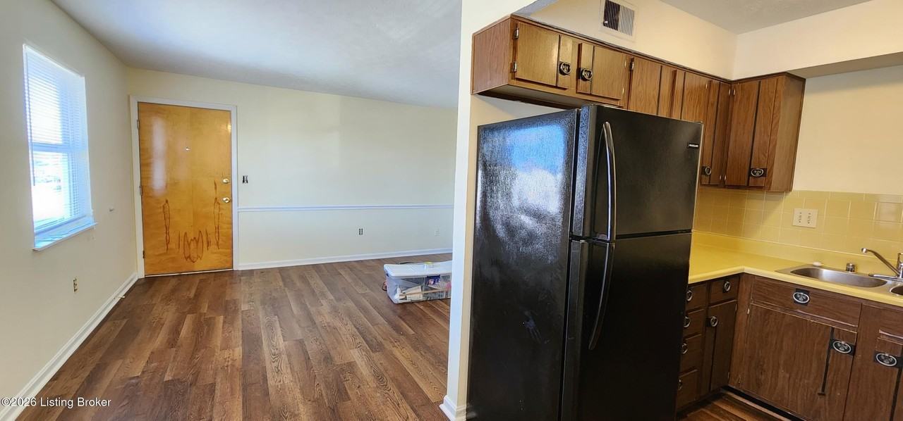 3212 Springfield Dr #3 - Photo 6 of 17