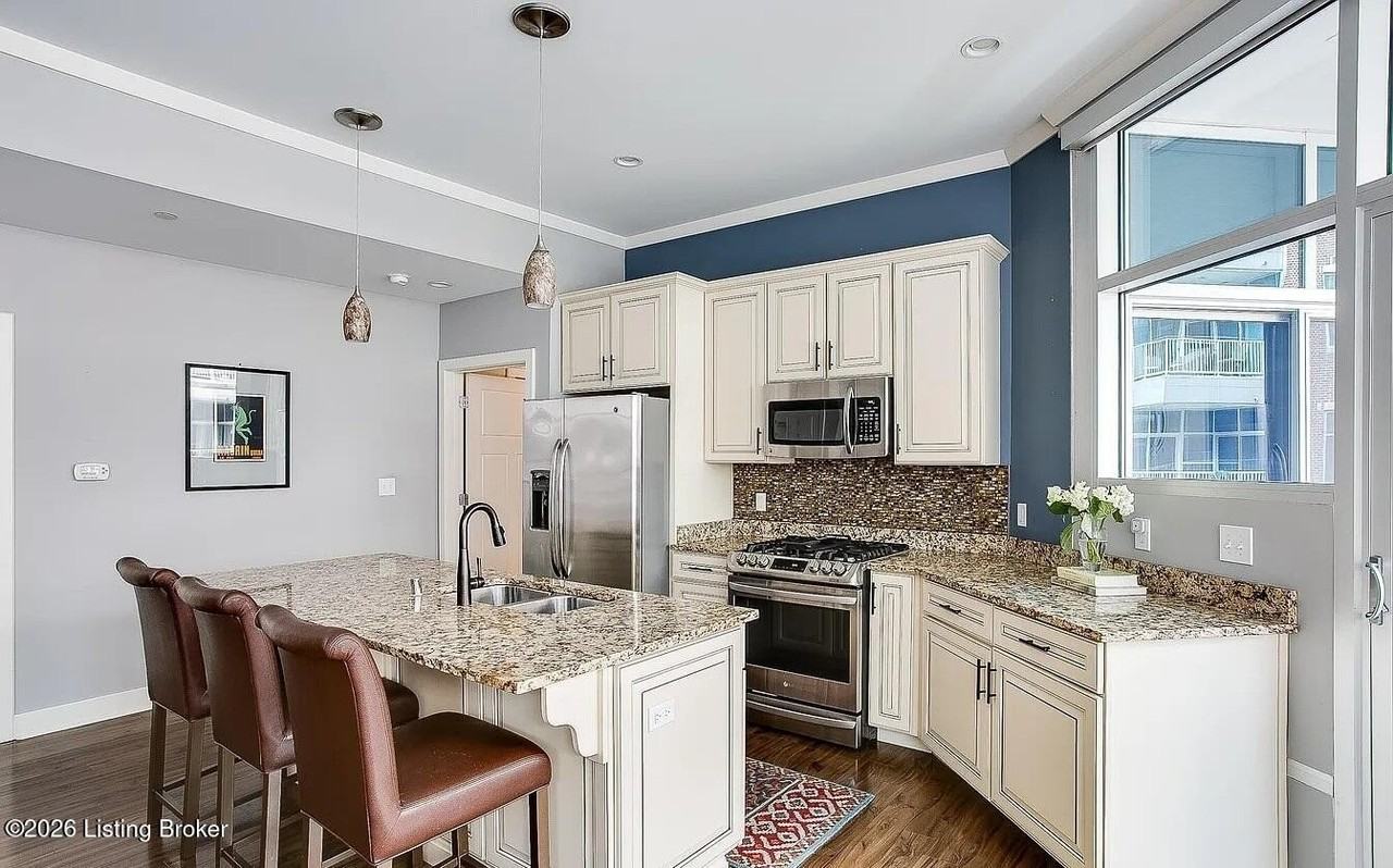 324 E Main St #313 - Photo 6 of 39