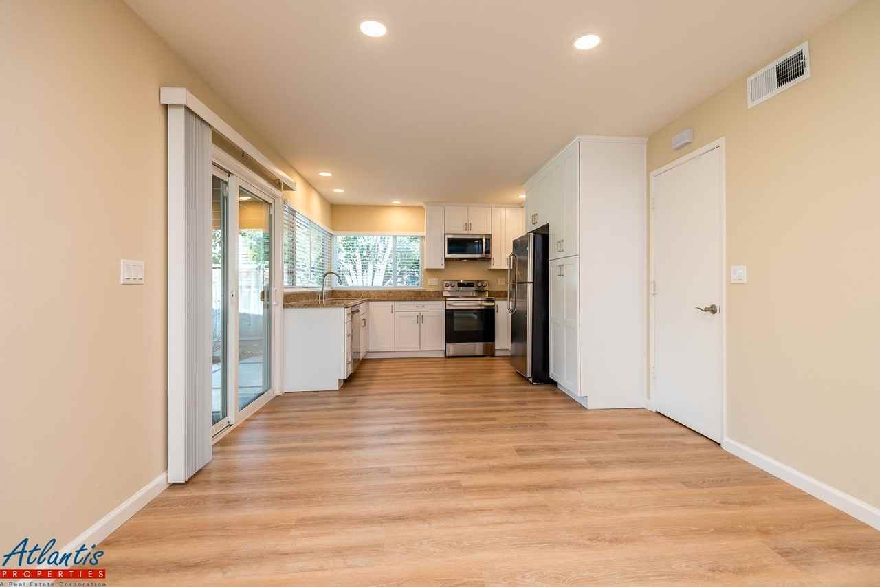 6263 Malory Dr - Photo 4 of 20