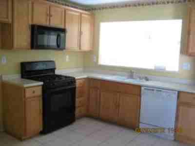 525 Lexington Ave - Photo 2 of 6