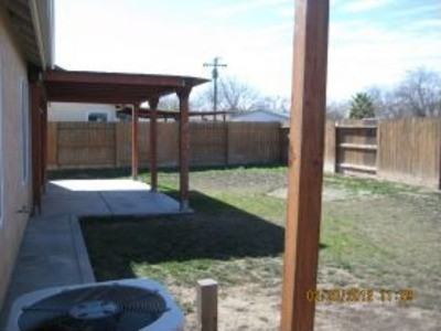 525 Lexington Ave - Photo 3 of 6