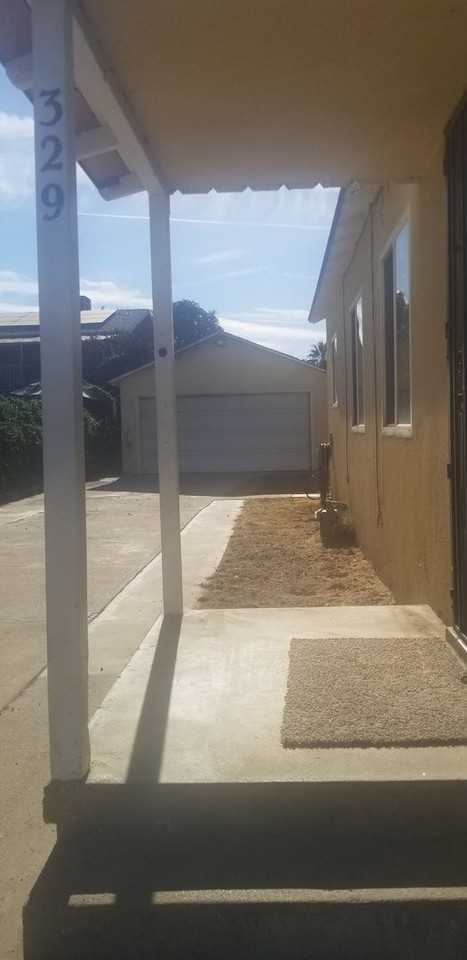 329 S Oildale Dr - Photo 3 of 11