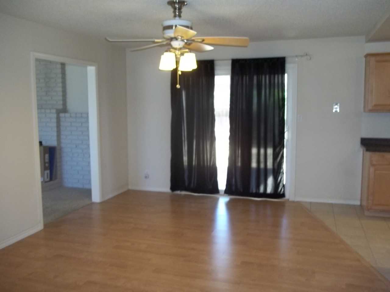 487 W Twain Ave - Photo 6 of 17