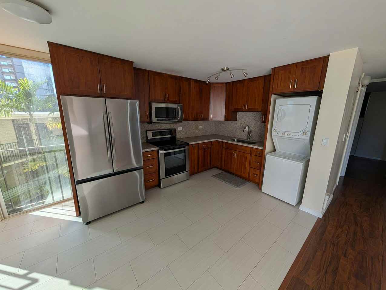 1634 Makiki Street, Apt 304 - Photo 2 of 10