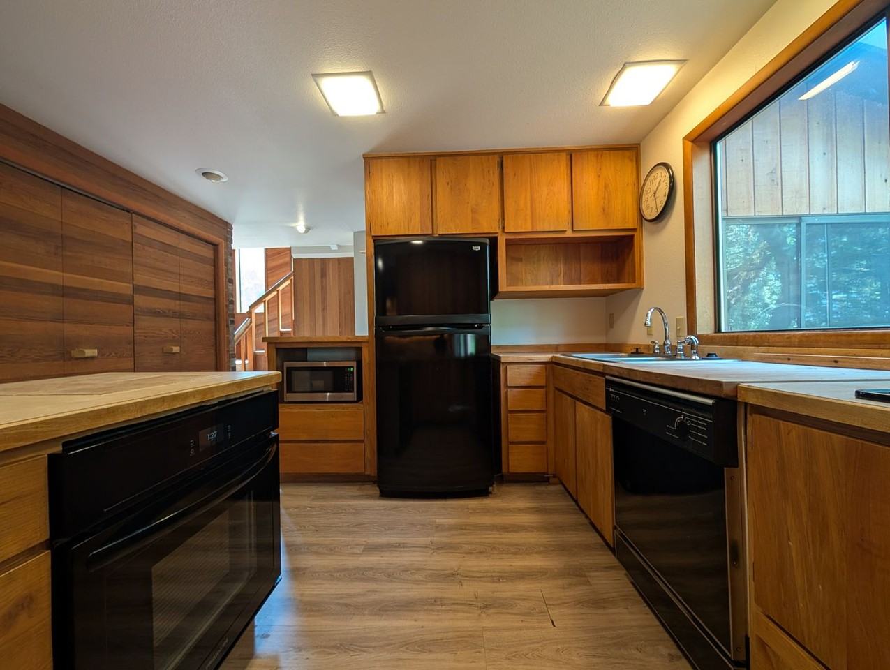 1465 E 27th Ave - Photo 7 of 28