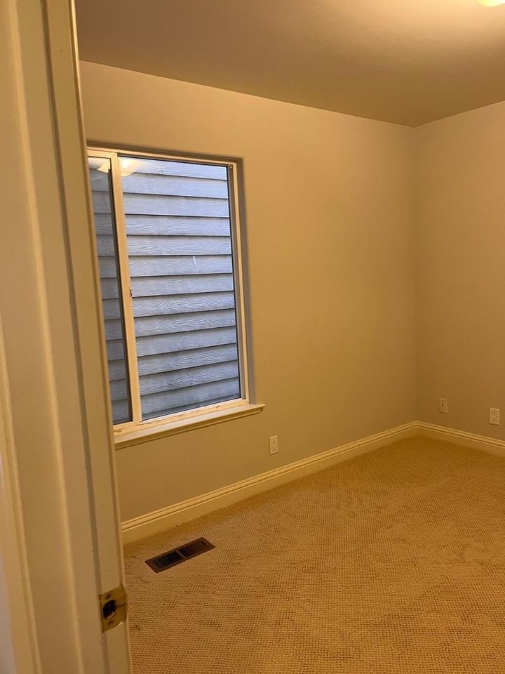 1265 2nd Ave #1 - Photo 5 of 10