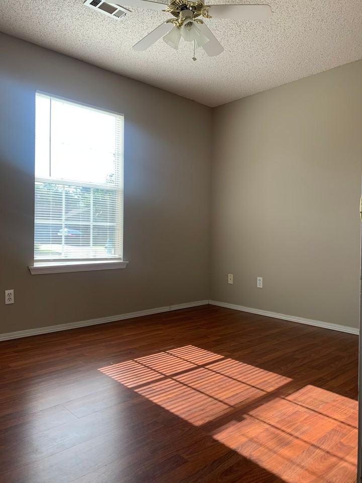277 Christy Ln - Photo 7 of 14