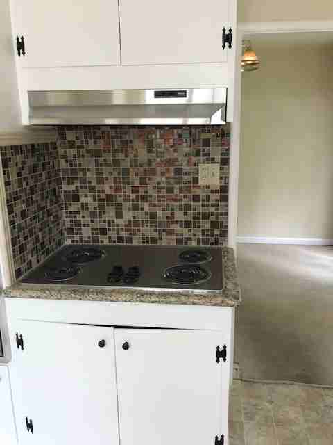 22057 Cameron St - Photo 3 of 7