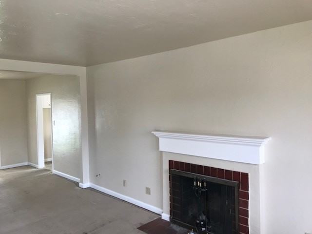 22057 Cameron St - Photo 4 of 7