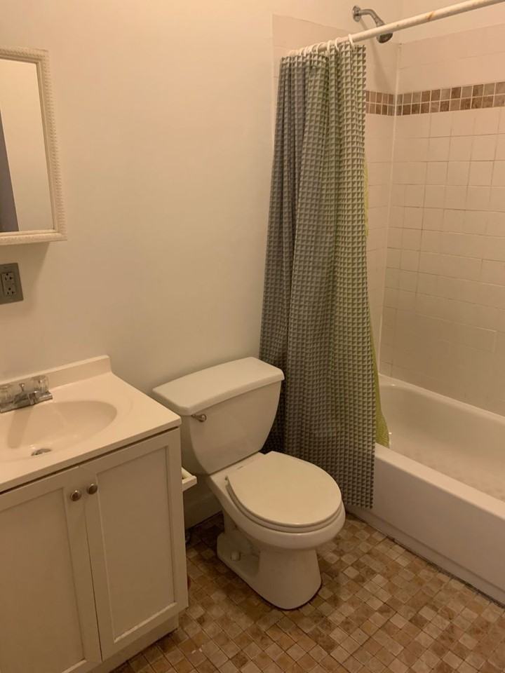 4626 Linmore Ave - Photo 3 of 4