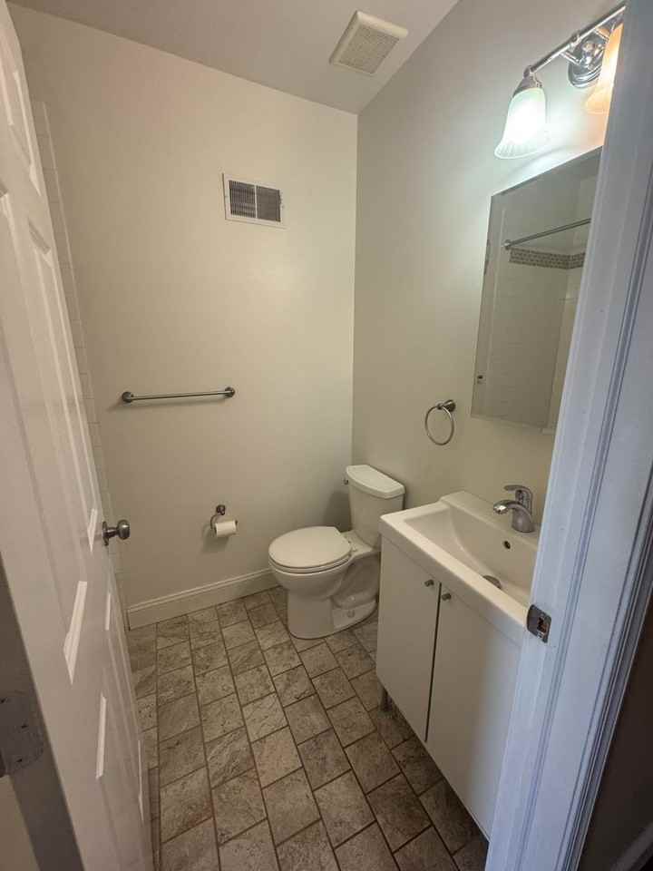 1314 S Harmony St - Photo 6 of 13