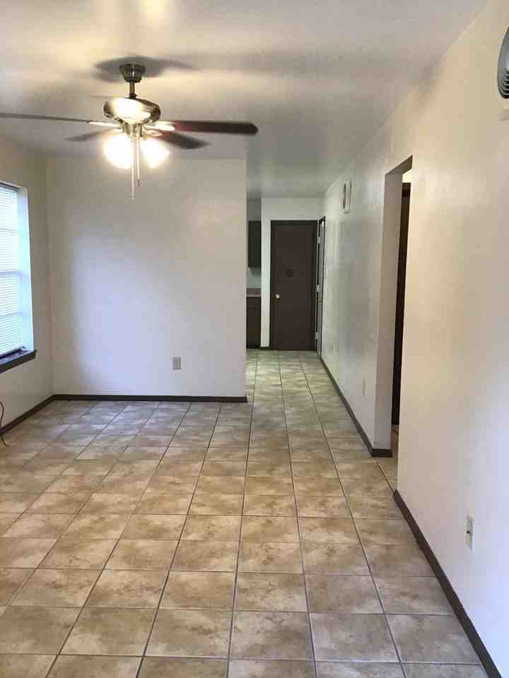 2359 Elm Park Dr - Photo 3 of 24