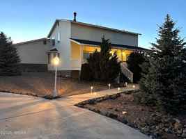featured image of 1086 S Crosby St