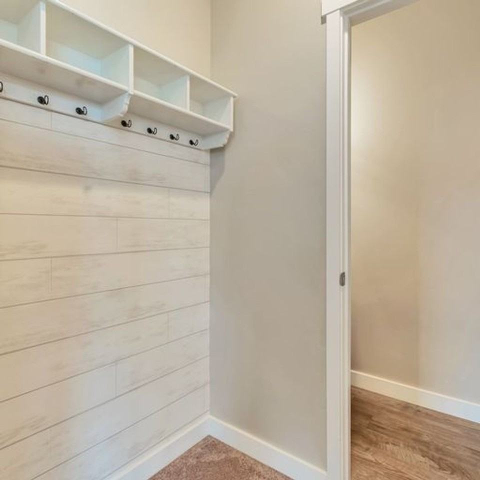 3688 W Golden Sky Ln - Photo 3 of 27