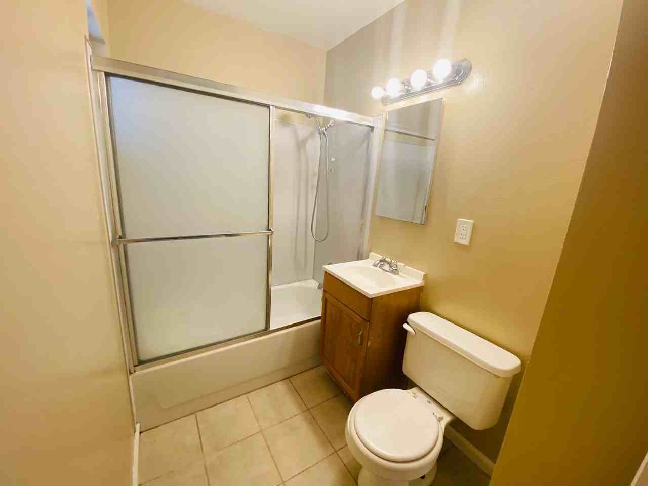 8893 Kelsey Dr - Photo 7 of 18