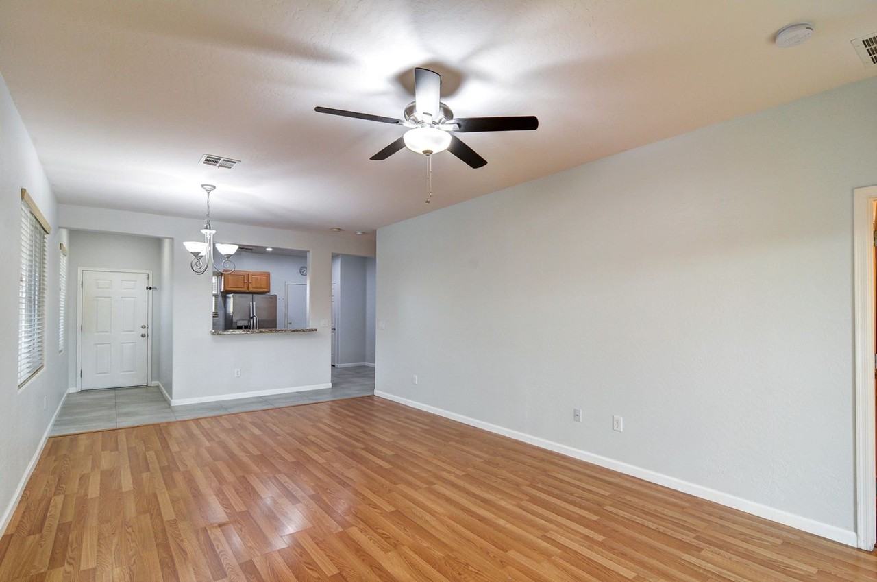 2339 Tranquil Moon St - Photo 5 of 16