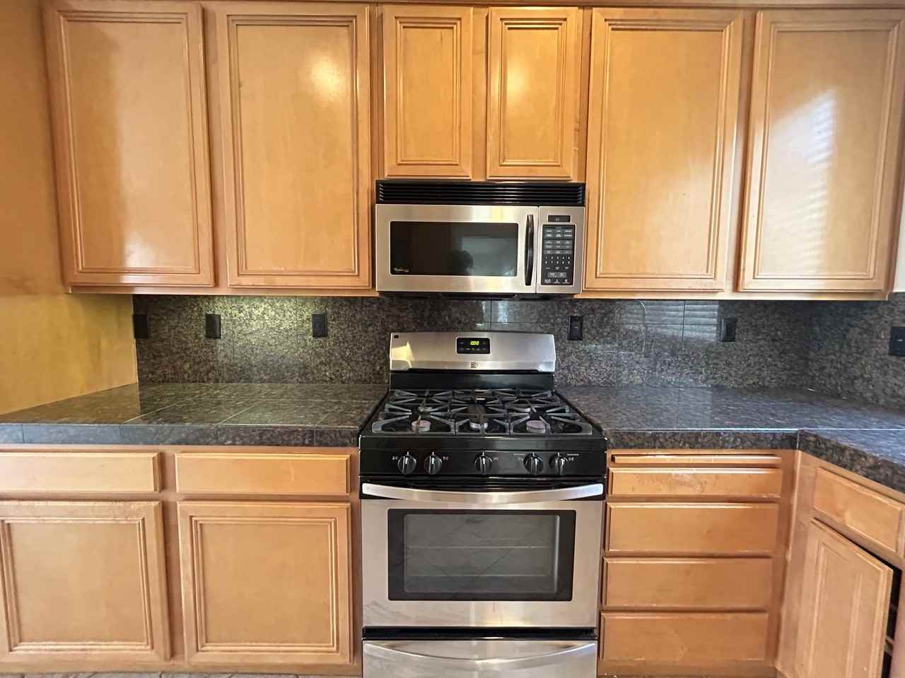 2834 Ballesteros Ln - Photo 5 of 50