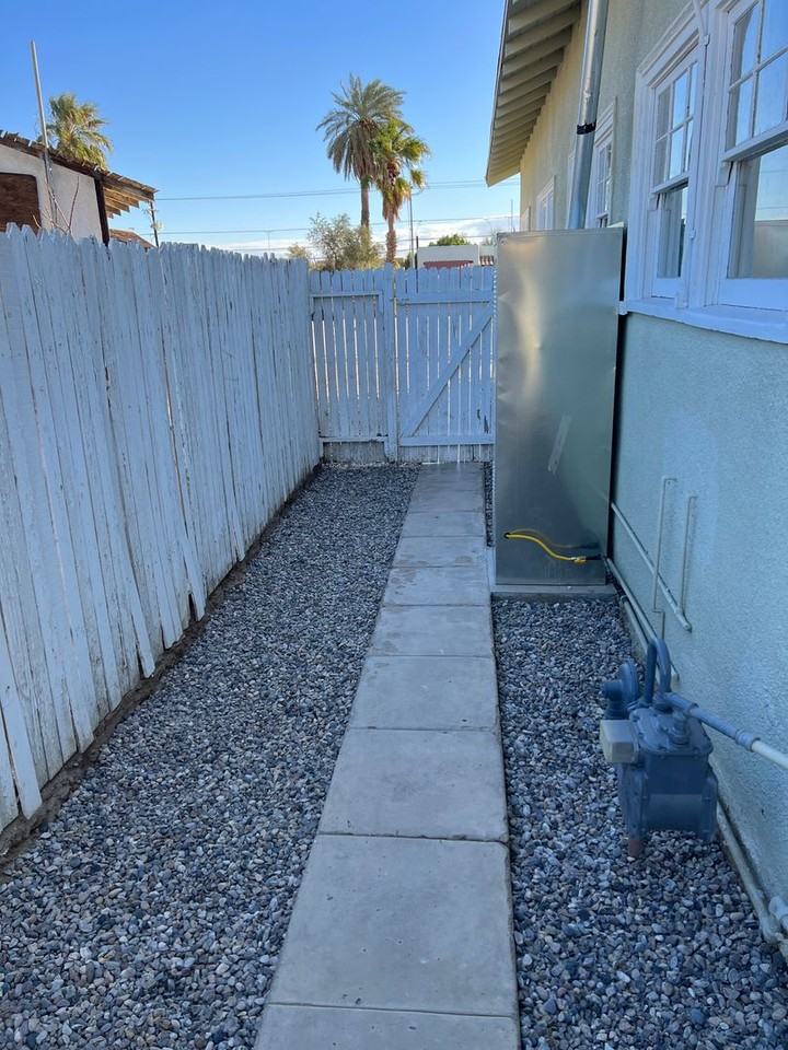 450 S 2nd Ave - Photo 6 of 12