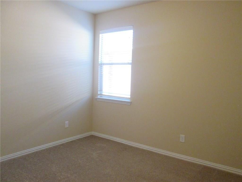 2029 Belshire Ct - Photo 7 of 12