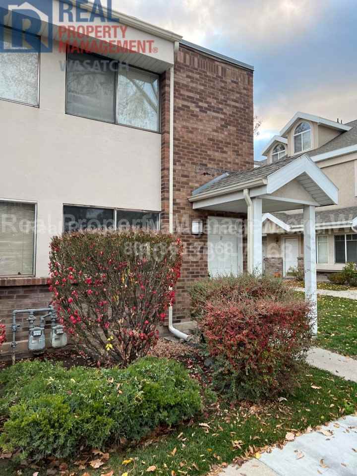 835 E 3990 S #F - Photo 2 of 25