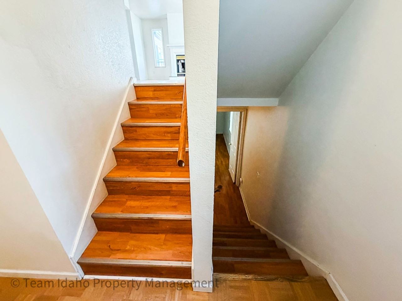 562 Deer Meadow Ct - Photo 2 of 29