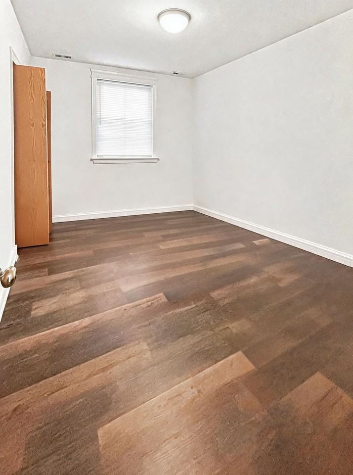 1657 W Wrightwood Ave - Photo 5 of 19