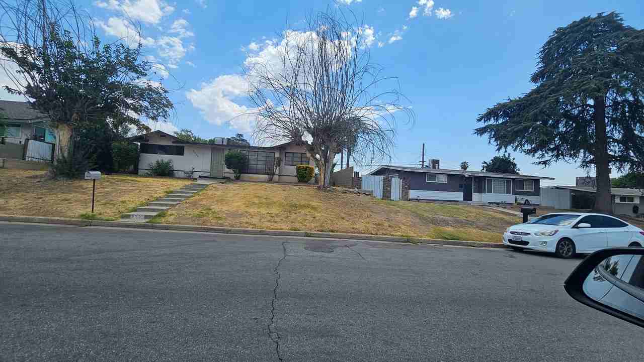3517 Bucknell St - Photo 2 of 4
