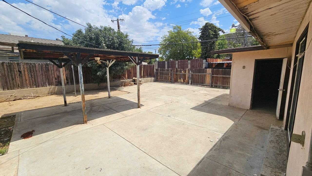 3517 Bucknell St - Photo 3 of 4