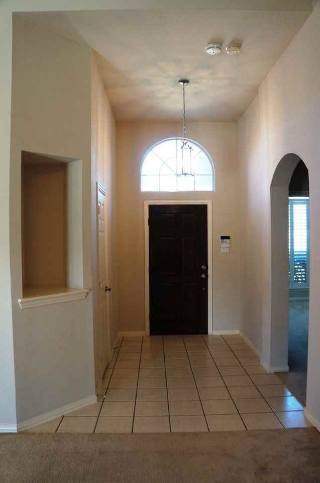 2756 Red Wolf Dr - Photo 2 of 13