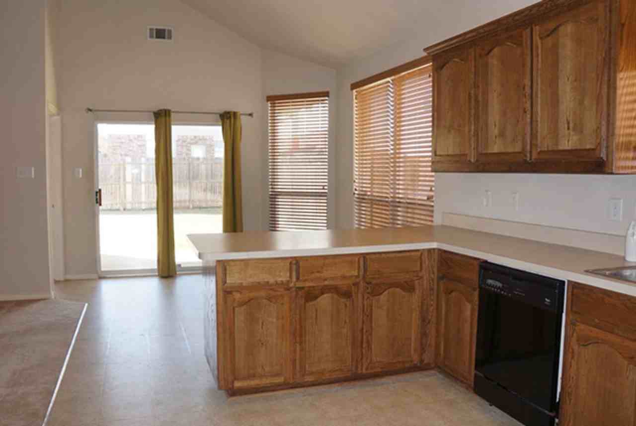 2756 Red Wolf Dr - Photo 4 of 13