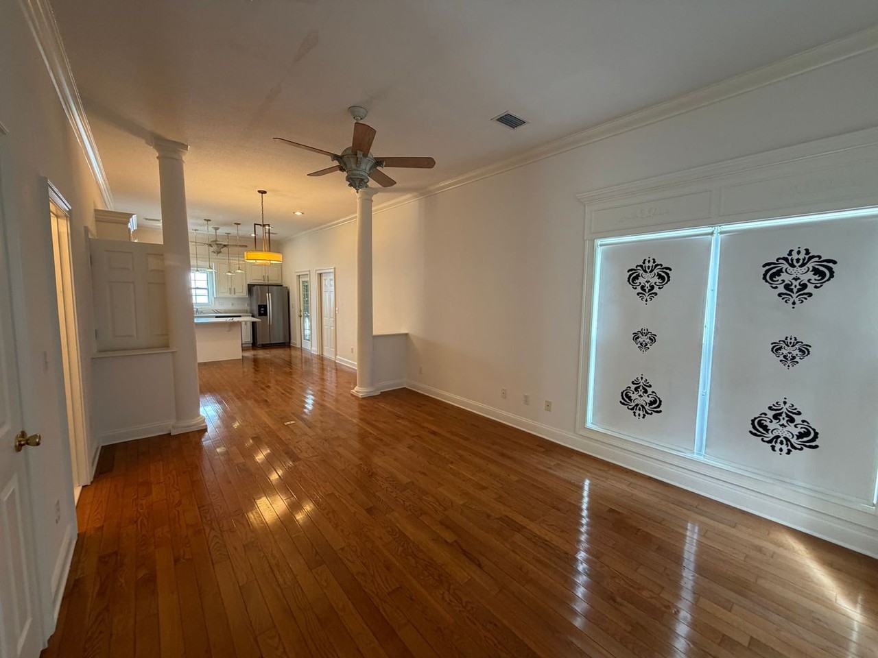 105 Serenity Ln - Photo 5 of 30