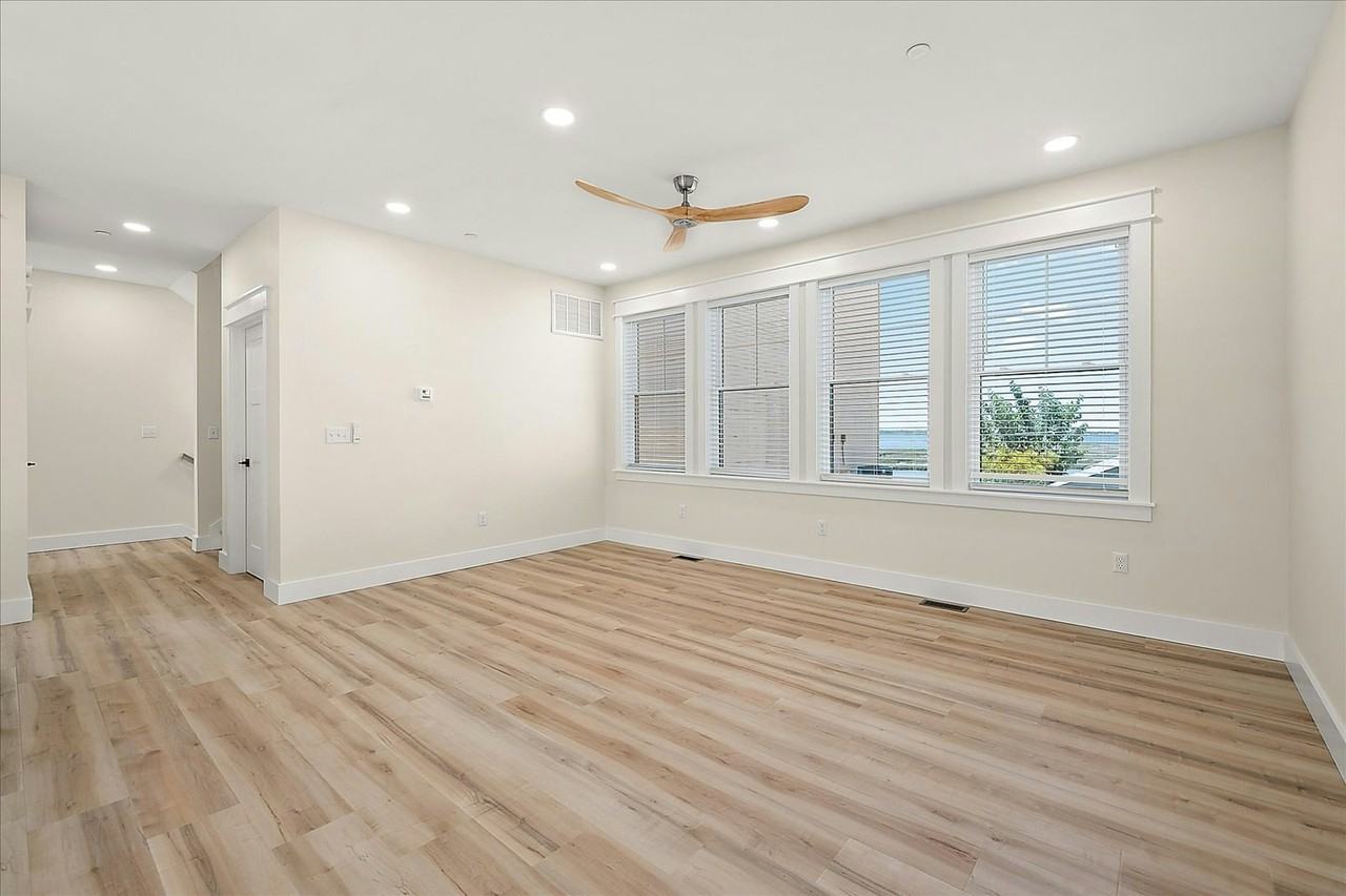 116 78th Street - Photo 5 of 35