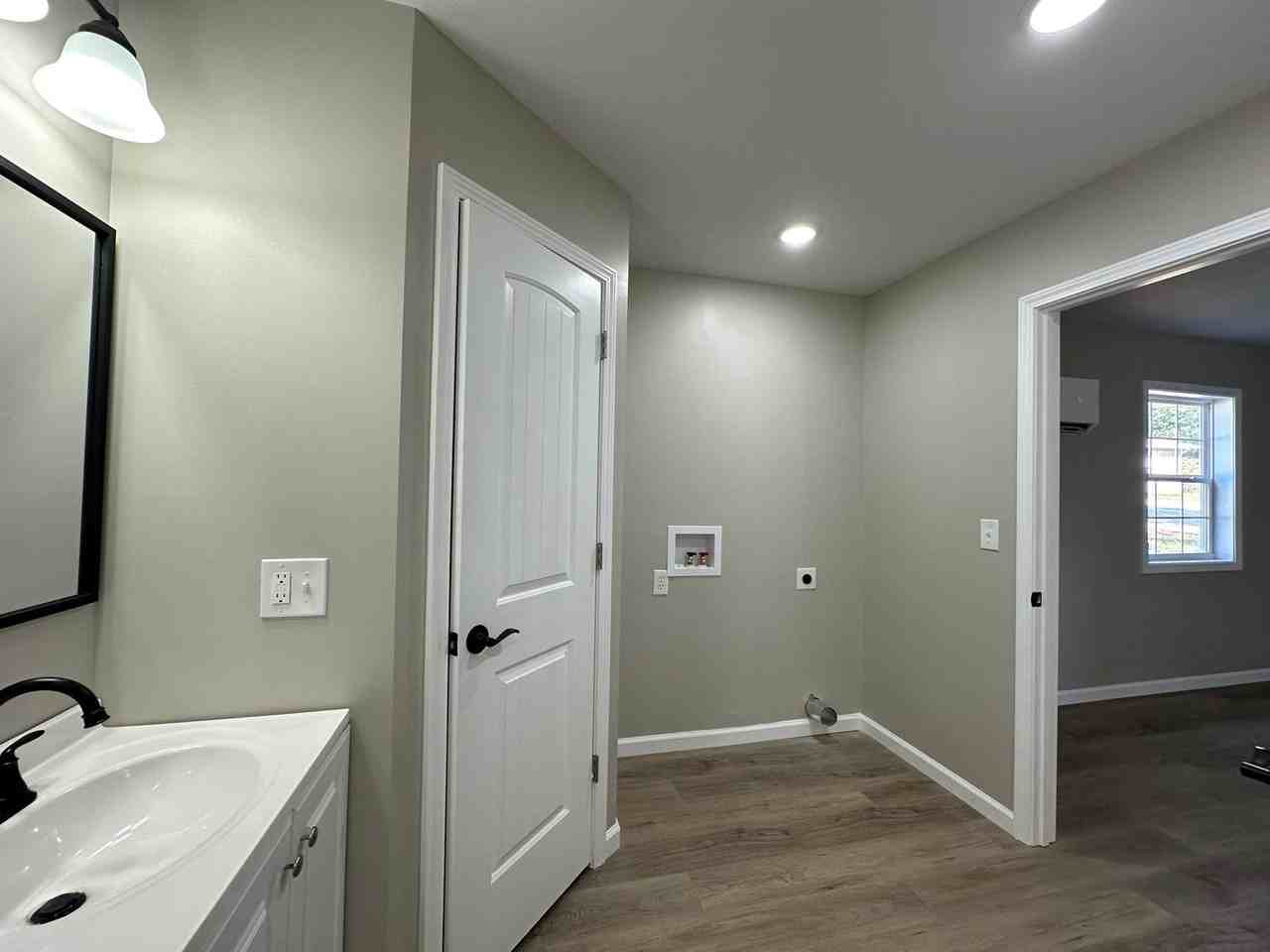 115 Evergreen Pl - Photo 6 of 6