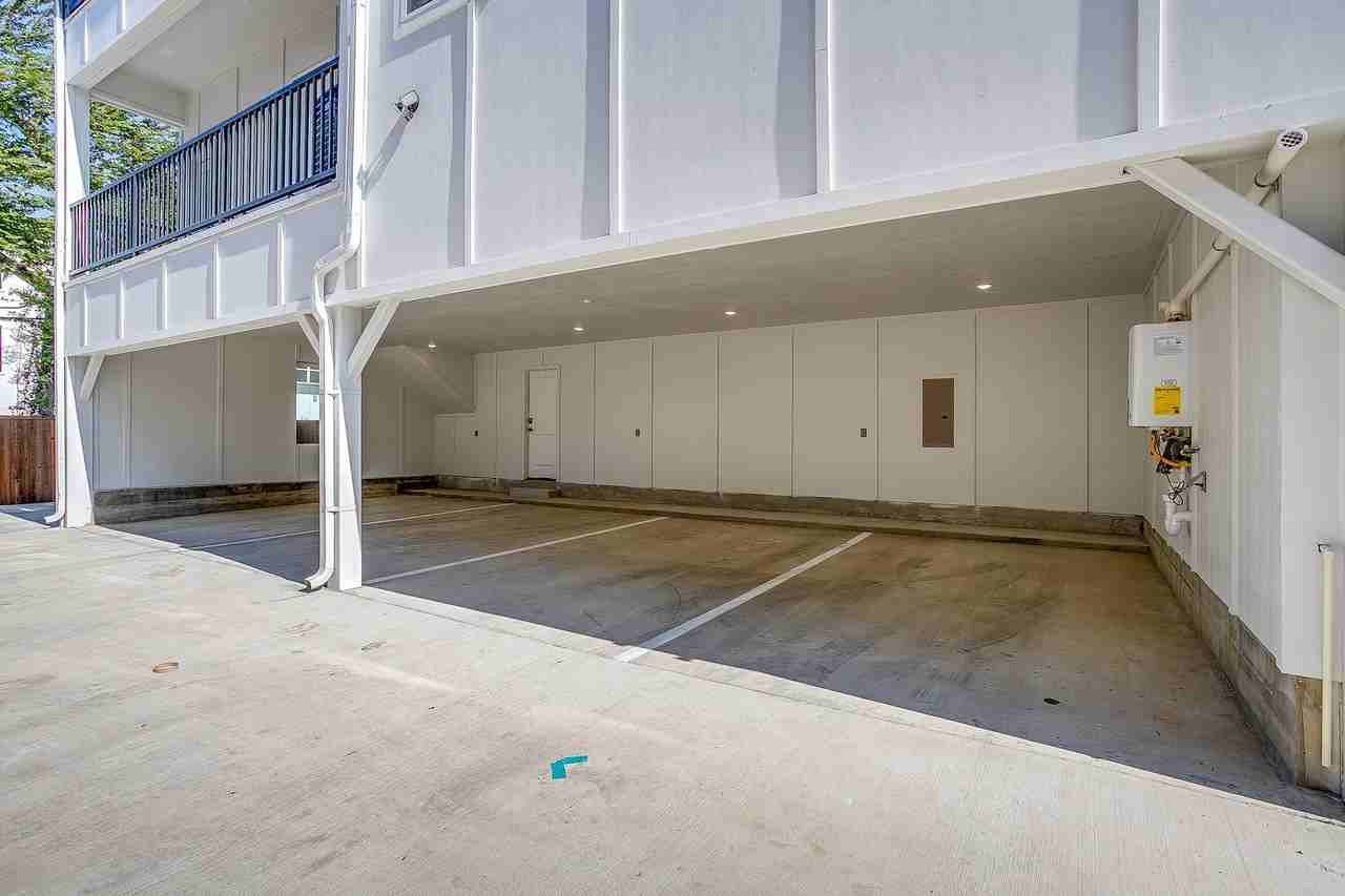 2820 Wayside Ave - Photo 6 of 39