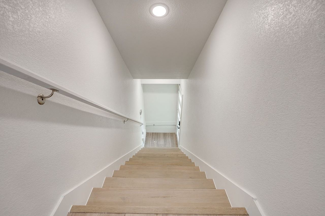 2826 Wayside Ave - Photo 7 of 39