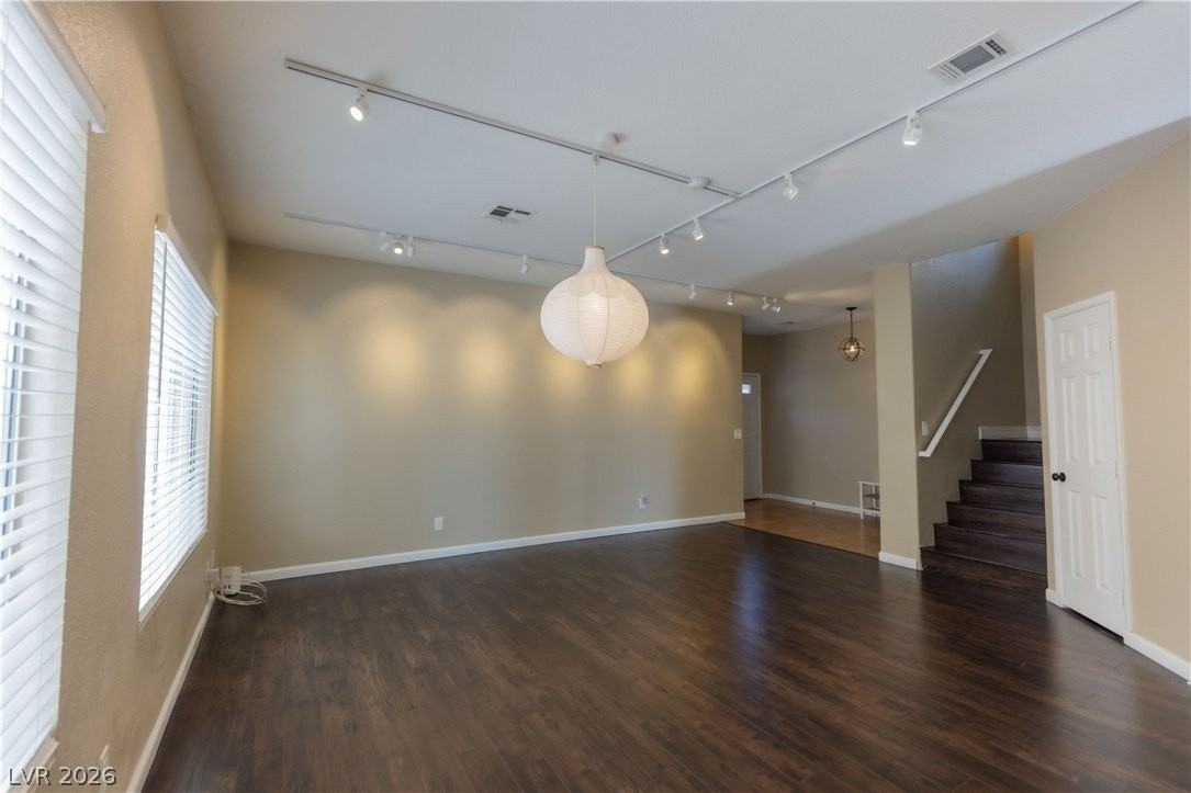 1516 Pacific Terrace Dr - Photo 5 of 37