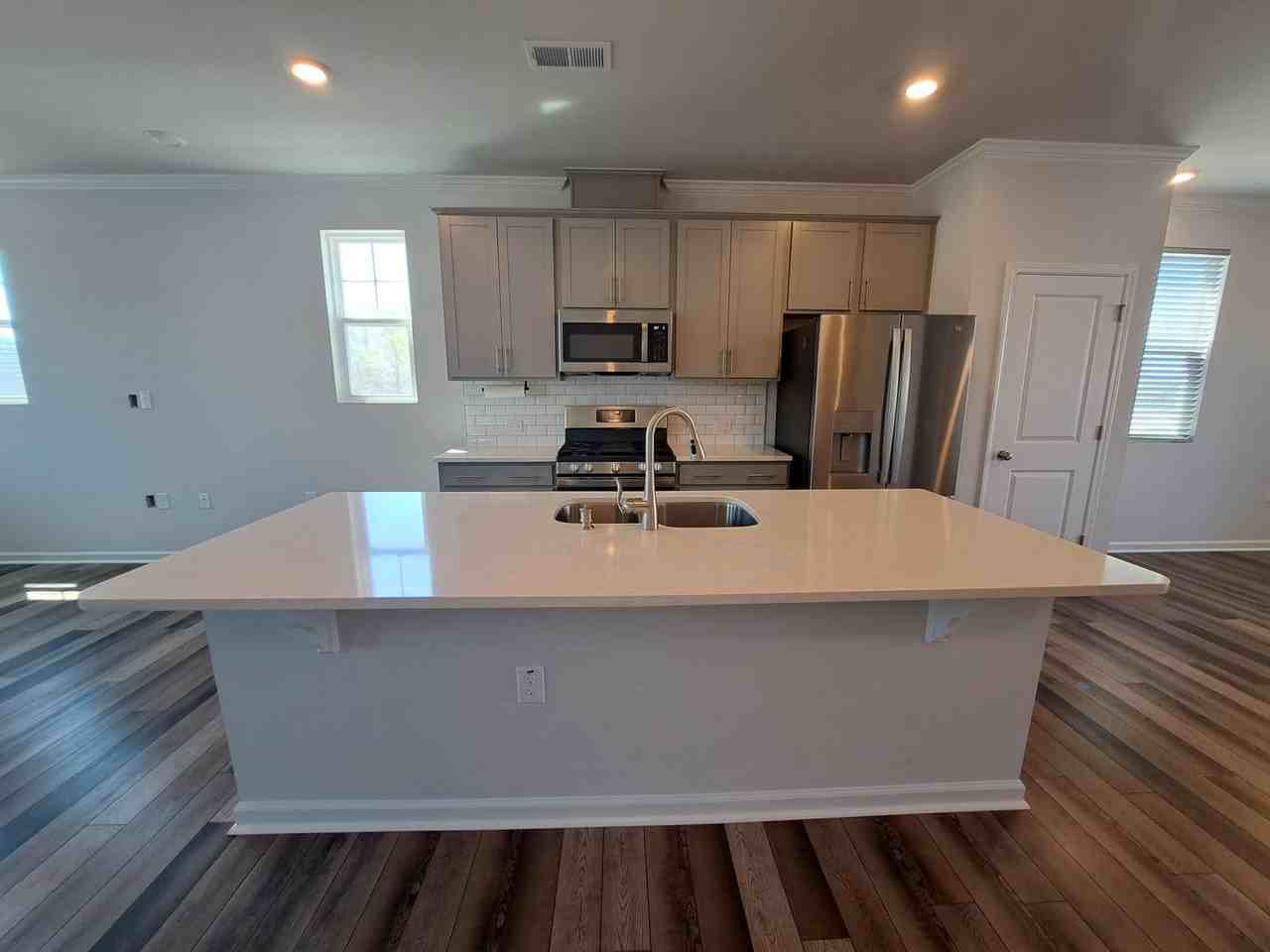 2728 Chert Ln - Photo 4 of 50
