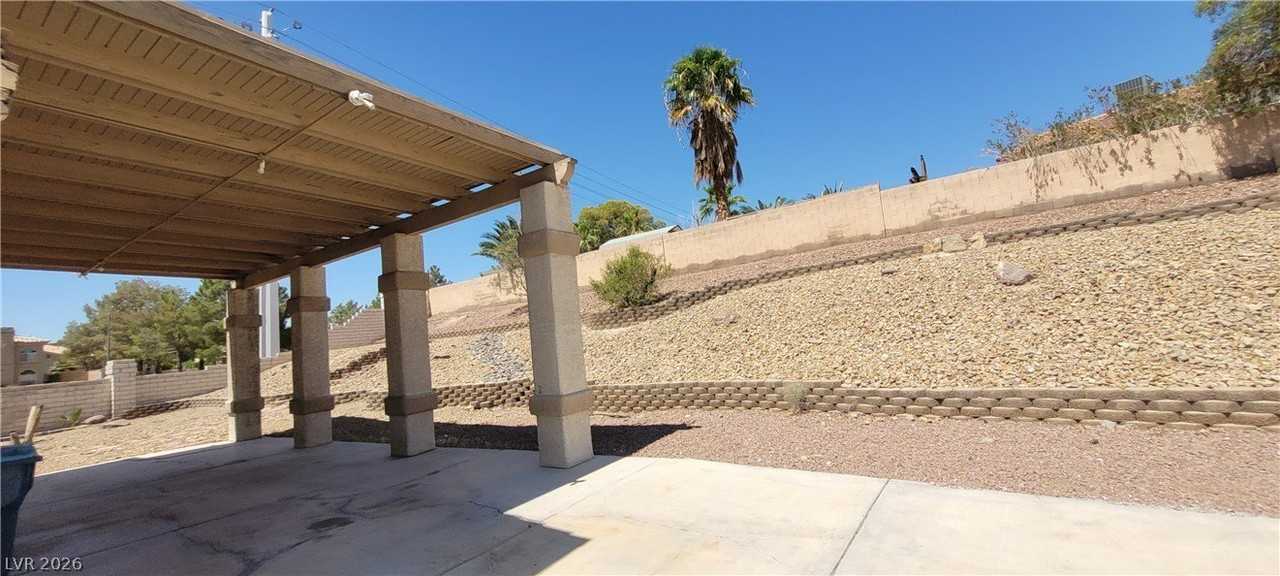 2813 Cacto Ct - Photo 4 of 46