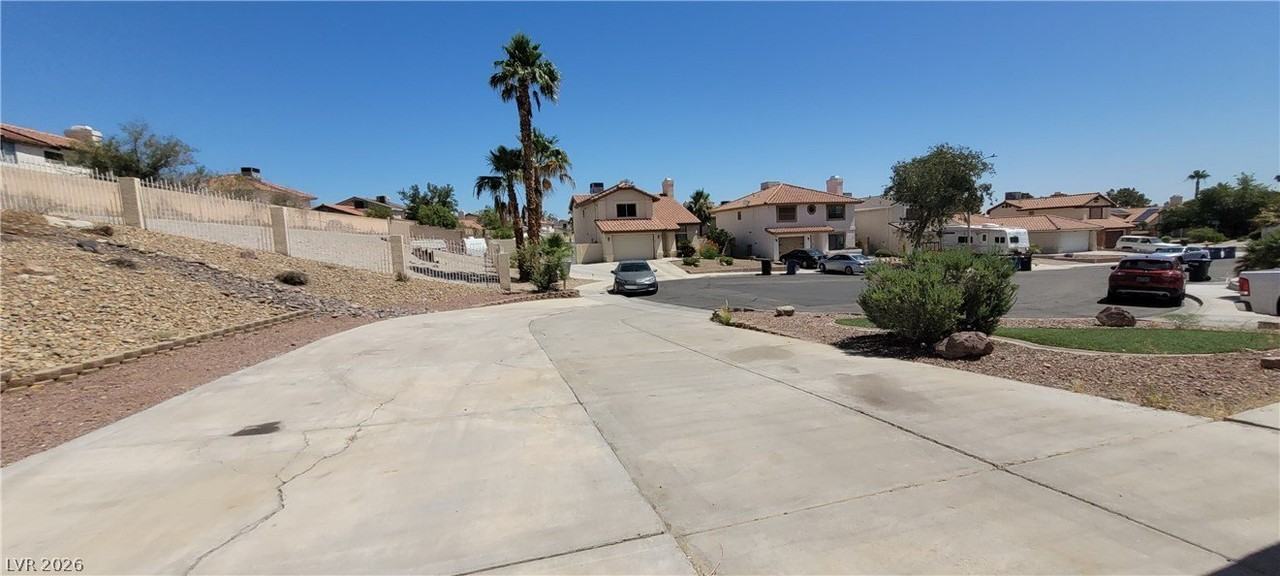 2813 Cacto Ct - Photo 6 of 46