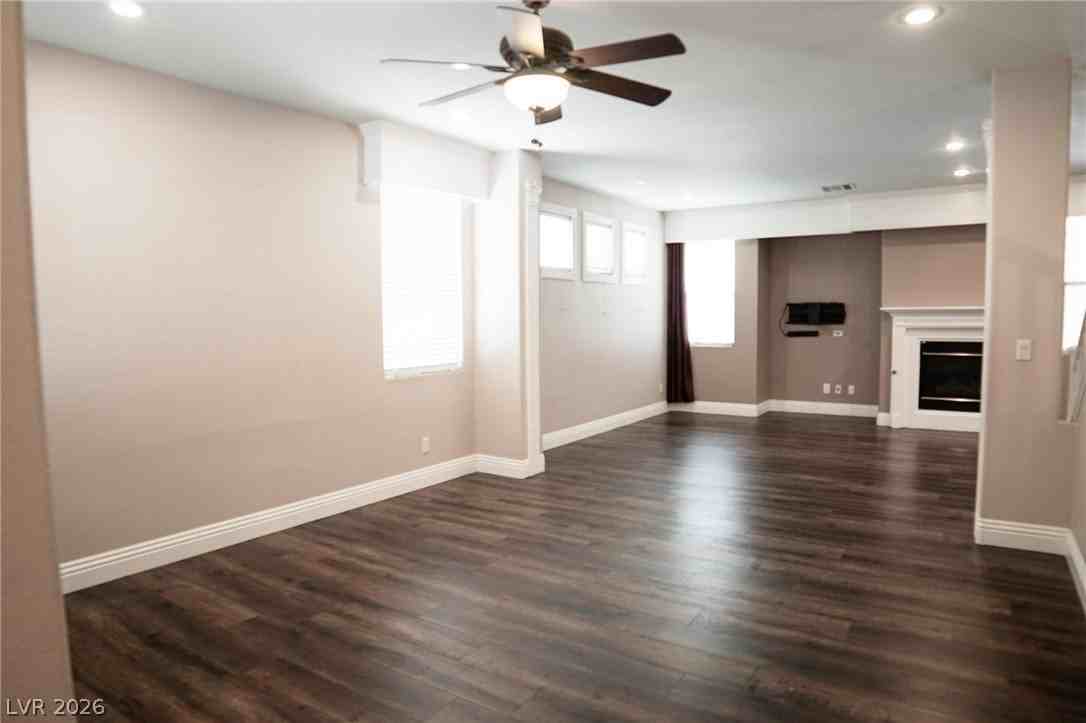 205 Summer Palace Way - Photo 3 of 15