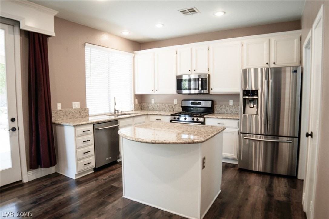 205 Summer Palace Way - Photo 5 of 15