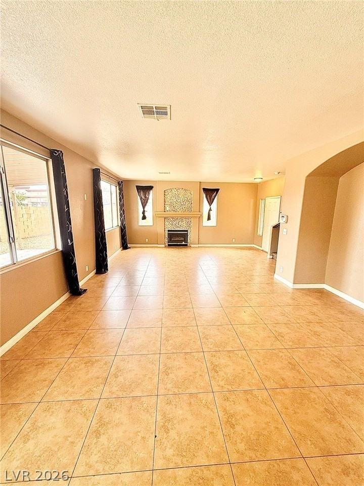 4313 Ranch Foreman Rd - Photo 7 of 27