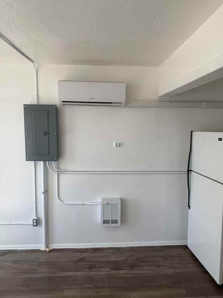 Cottonwood Village - Photo 4 of 17