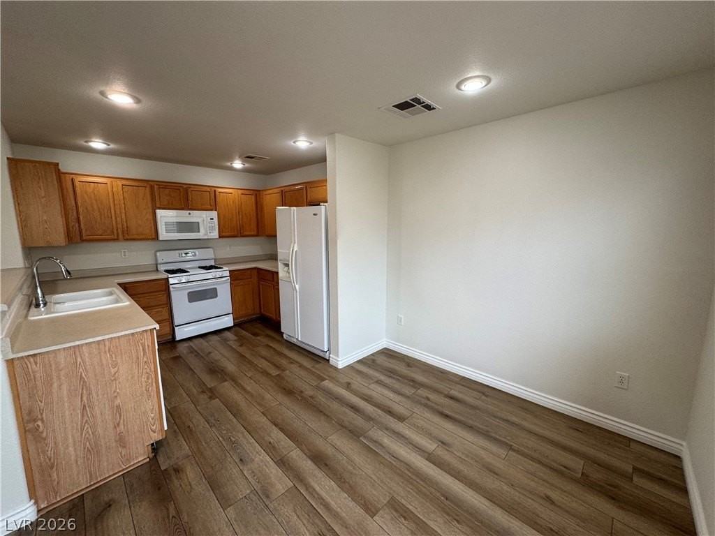 9324 Aventurine Ct - Photo 7 of 28