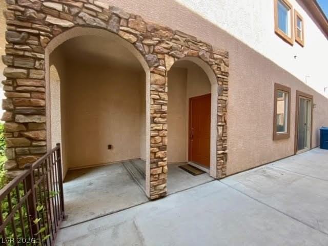 9224 Dalmahoy Pl - Photo 4 of 33