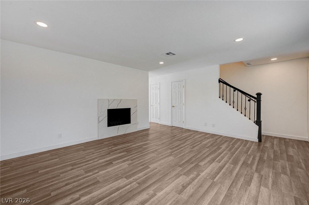 571 Greenbriar Townhouse Way - Photo 5 of 50