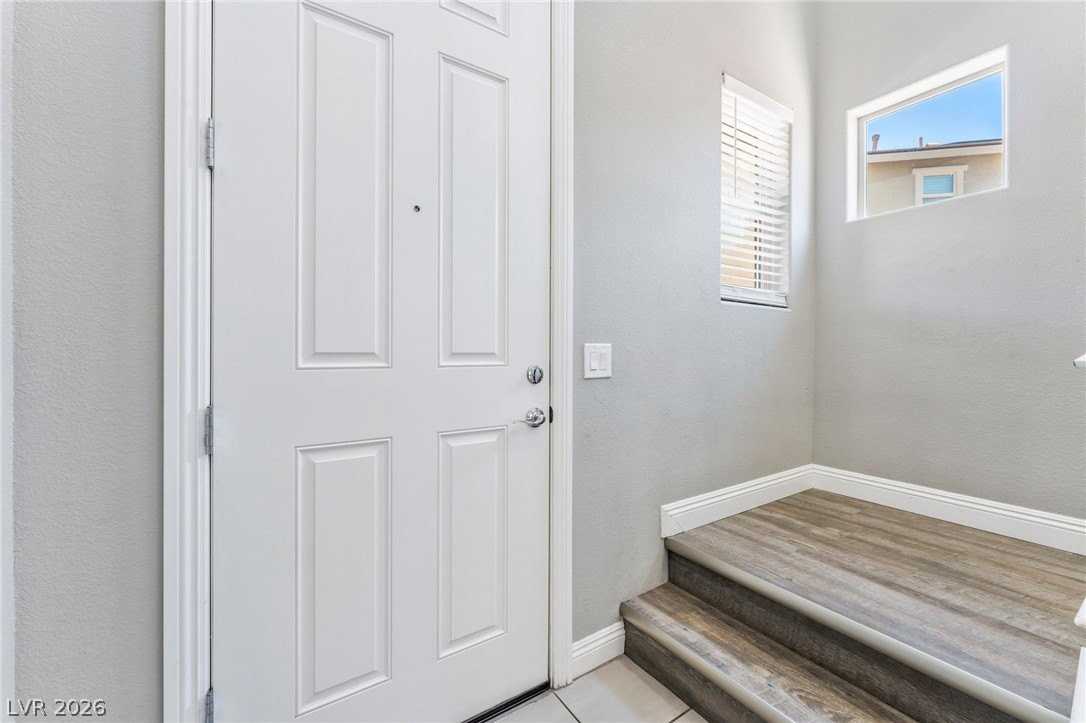 5981 Smith Valley Rd - Photo 5 of 43